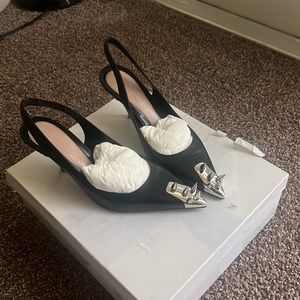 SOLD BNWT Alexander McQueen studded slingbacks